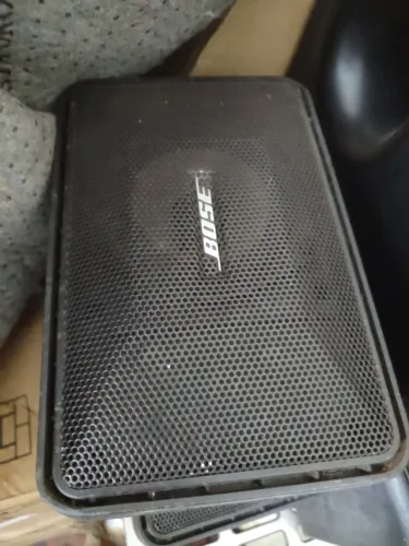 Bose 101 RD 45W RMS Par de caixas acústicas