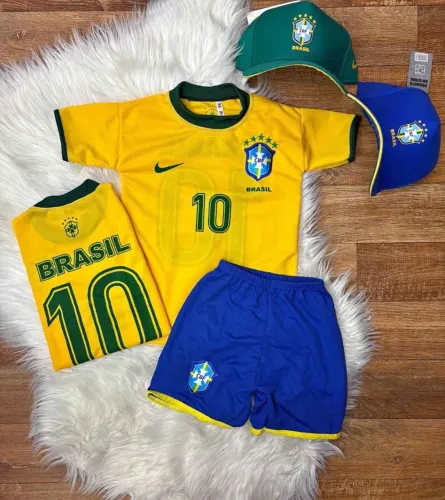 Conjunto infantil do Brasil