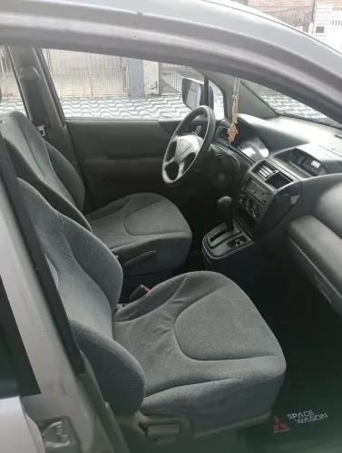 Mitsubishi Space Wagon Glxi 2.4 (nova Serie) 2001