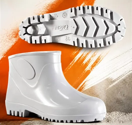 Bota cano curto tamanho 43 - EPI 50 reais
