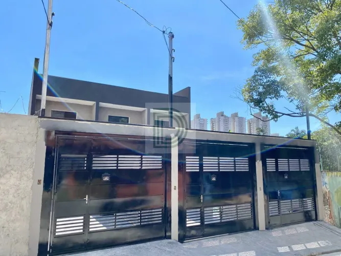 Lindo Sobrado Novo à Venda com 2 suítes no Jardim Bonfiglioli