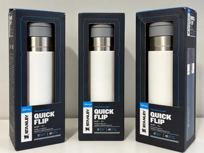 Garrafa Térmica Stanley Quick Flip 710ml Branca Polar - Nova