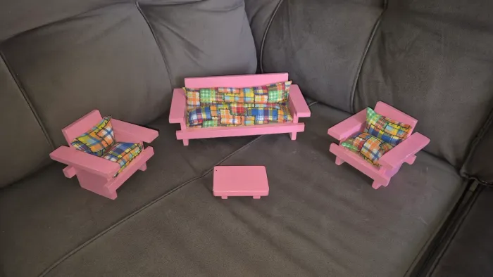 Moveis casinha de boneca em madeira