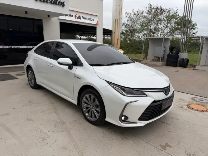 Toyota Corolla Altis Hybrid 1.8 16V Flex Aut. 2022