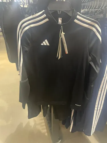 Conjunto Adidas original 