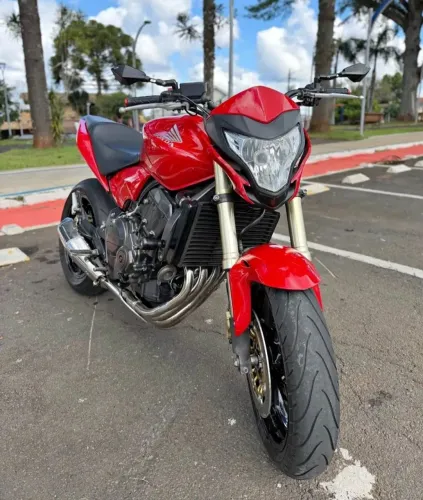 Vendo Hornet Cb 600F 2012