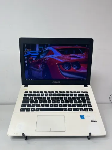 Notebook ASUS 4GB 300HD ENTREGO