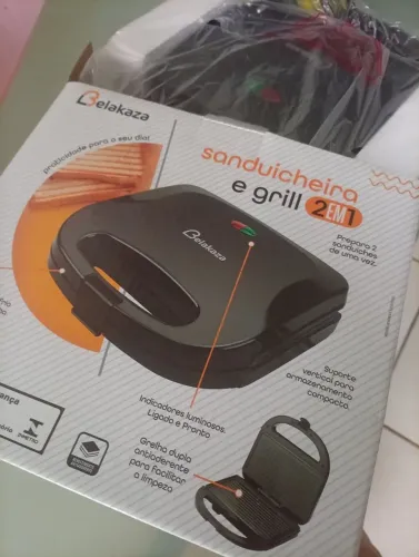 Sanduicheira. 2em 1