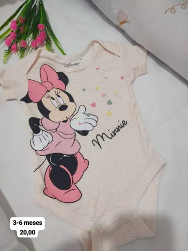 Roupas de bebê seminovas
