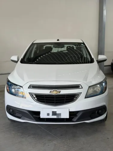 Chevrolet Onix Hatch LT 1.4 8V Flex Power Mec. 4P 2014