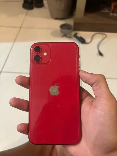 iPhone 11 red 64gb