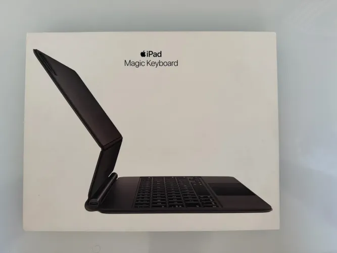 Magic Keyboard para iPad (4a 5a geração)