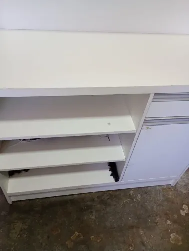 Balcão Caixa para Loja / Atendimento em MDF Branco<br>
