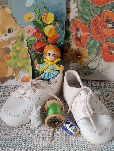 Sapatinho antigo de bebê 