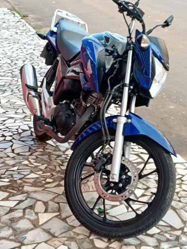 Troco por carro para assumir parcelas 