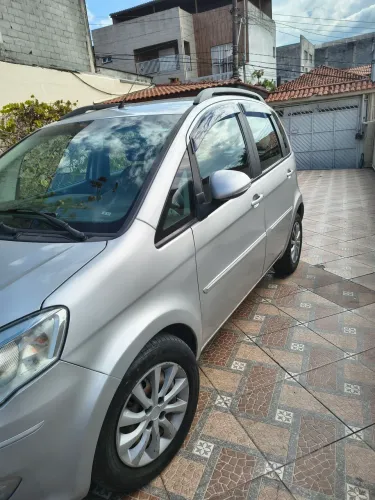 Fiat Idea Attractive 1.4 Fire Flex 8V 5P 2014