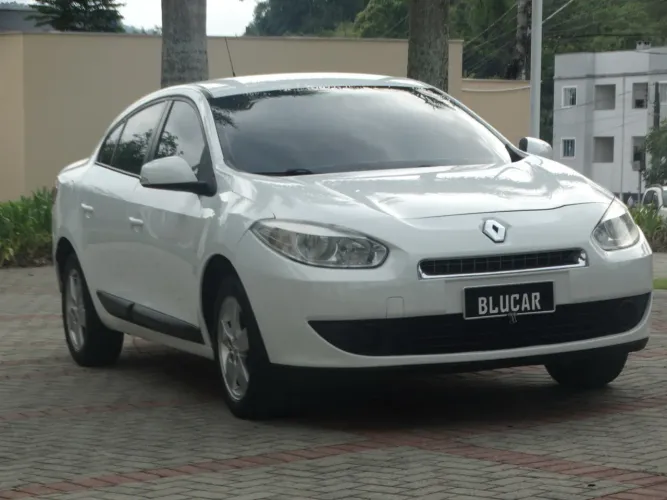 Renault Fluence Sedan Expres. 1.6 16V Flex Mec. 2013