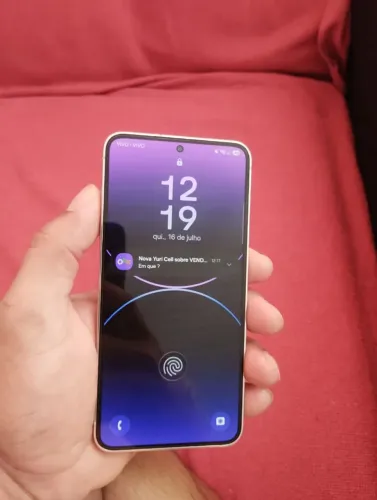 Galáxi S23/256 gb novo sem arranhões