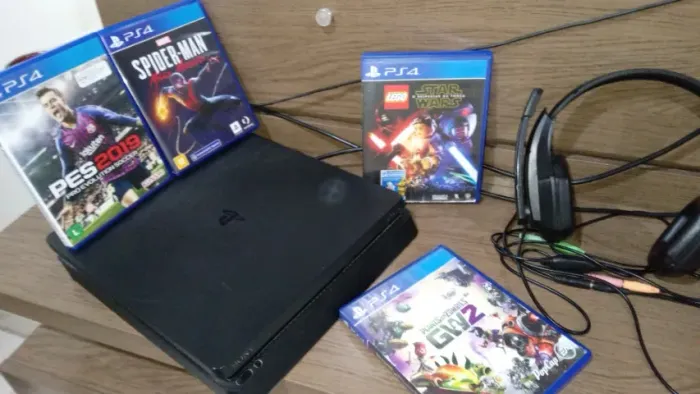 Ps4 slim 1tb