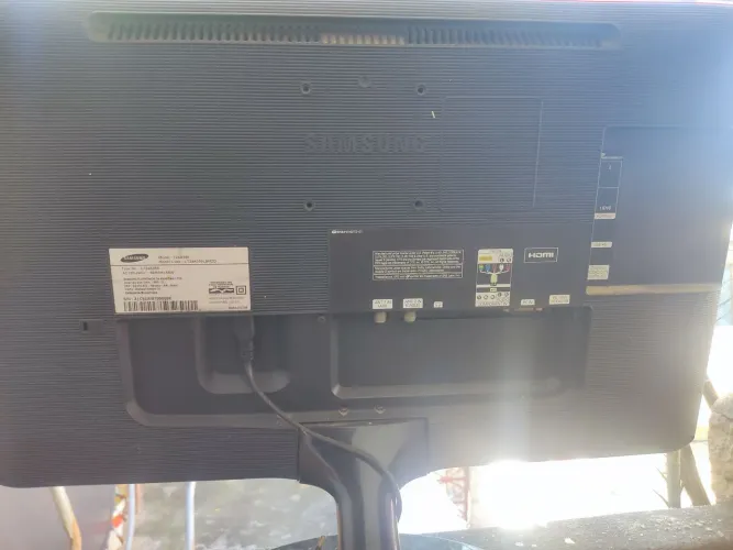Monitor/TV Samsung 24 polegadas (aceito oferta)