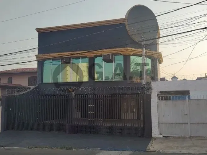 Predio Comercial para Locação em Sorocaba-SP, no Jardim Sonia Maria - 274,70 m² de Área Di