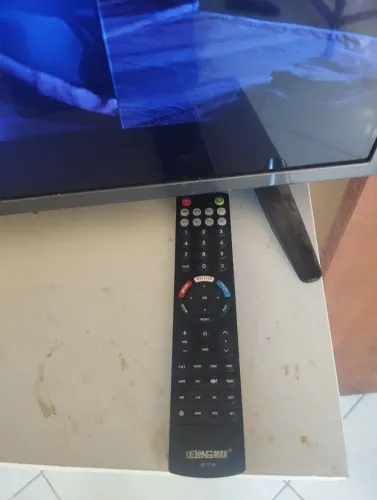 Ps4 completo 2 manete e 4 jogos/ Smart TV LG 32 com controle. Combo tá sair rápido