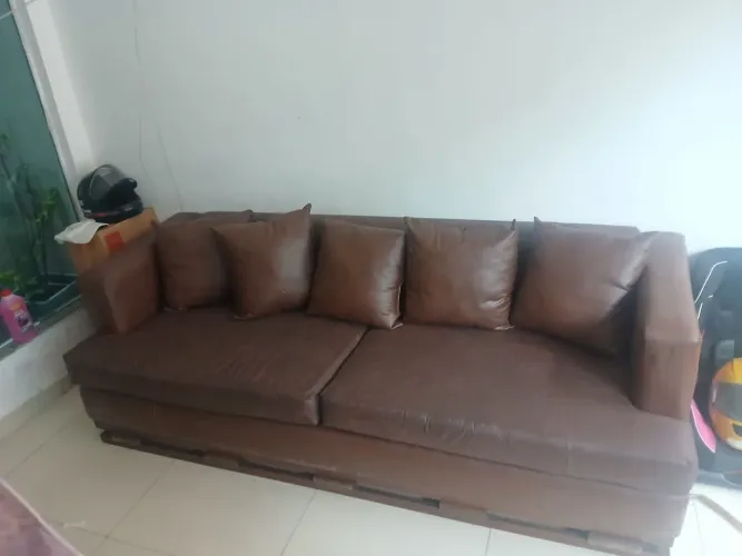 Sofa Marrom