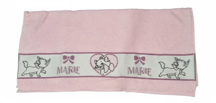 Toalha infantil: Gata Marie, Lilo Stitch e Minnie