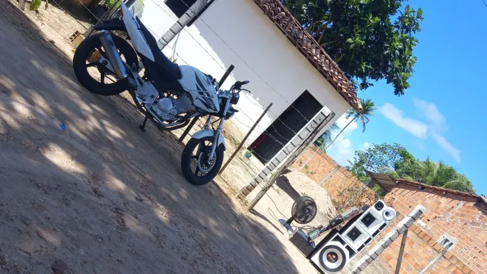 Vende-se ou troco em 160 