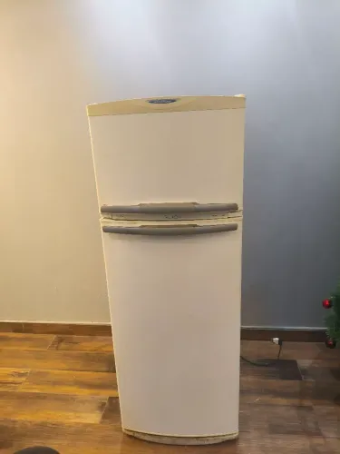 Vendo geladeira Brastemp Frost Free $700