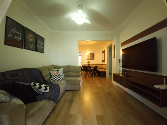 Lindo apartamento para locação de temporada em Meia Praia - Itapema - SC