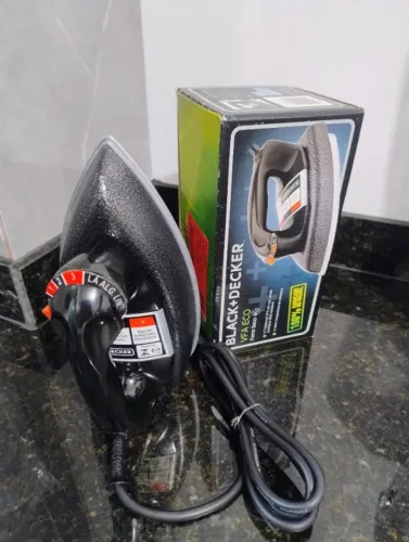 Ferro de Passar Roupa Black Decker - (NOVO)
