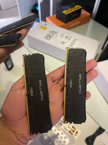 memória ram BALLISTIX 8gb cada