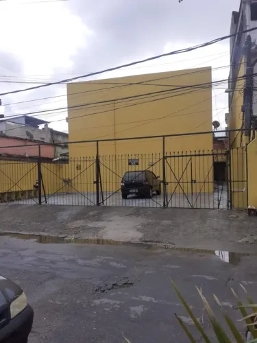 Casa para Locação em Rio de Janeiro, CURICICA, 2 dormitórios, 2 banheiros, 1 vaga