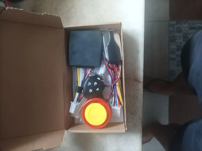 Alarme moto universal liga pelo controle novo na caixa zero