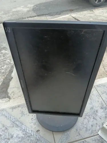 Monitor positivo