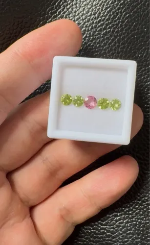 Conjunto peridoto e turmalina rosa 