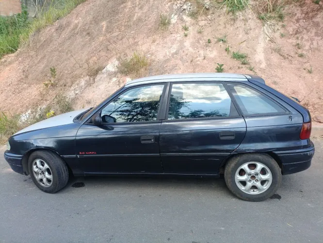 Chevrolet Astra GLS 2.0 MPFI 1995