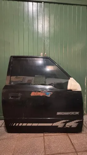 porta dianteira suzuki sidekick vitara 1997