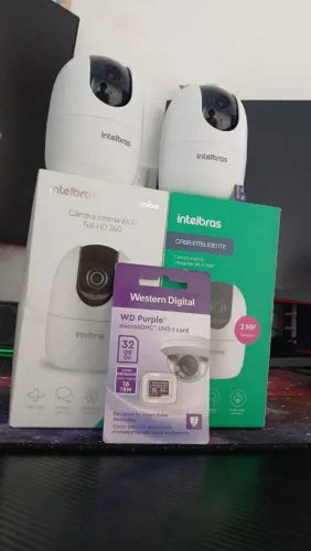 Câmera interna wifi
