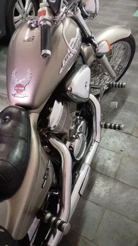 Moto Shadow VT600 conservada toda original: