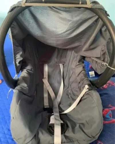 Ofurô, carrinho de bebê, bebê conforto, cadeira de alimentação e kit banheira e 2 suporte