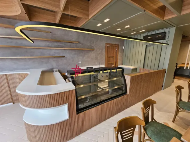 Ponto Comercial NOVO e MOBILIADO ( Porteira Fechada ) / Urbanova / 90 m² / Vagas de garage