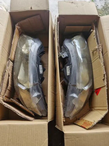 Par de Faróis Honda Civic 2011