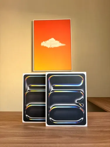 Ipad Pro M5 - 256/13 Polegadas.