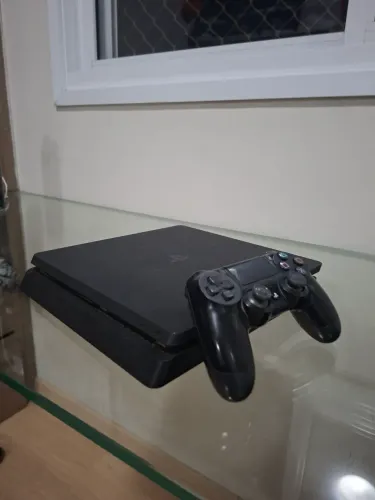 Ps4 slim 500gb + controle original (usados)