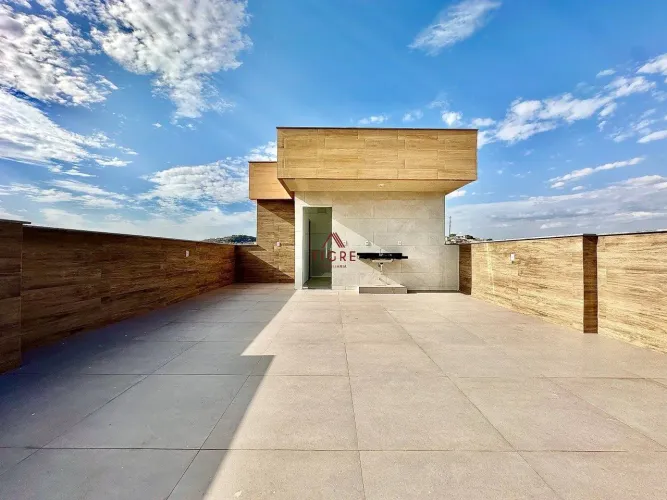 Cobertura com 3 Quartos à Venda, 140m²