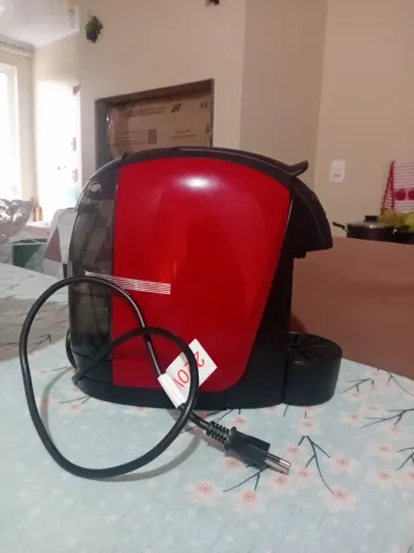 Cafeteira da marca de Três corações 