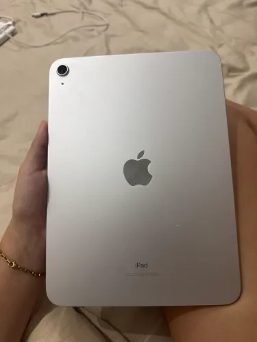 iPad 10