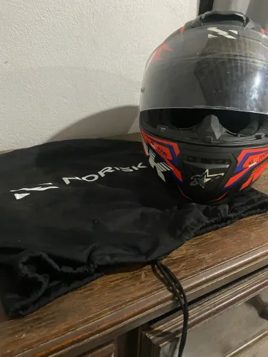Capacete norisk 